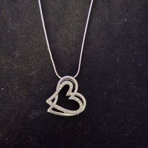 Double heart pendant